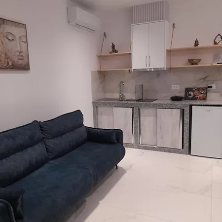 Guest house Goxhaj Sarande