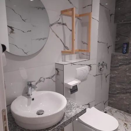 Goxhaj 게스트하우스